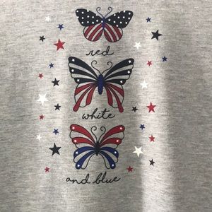 🙀Patriotic Butterfly T-shirt. Size Medium